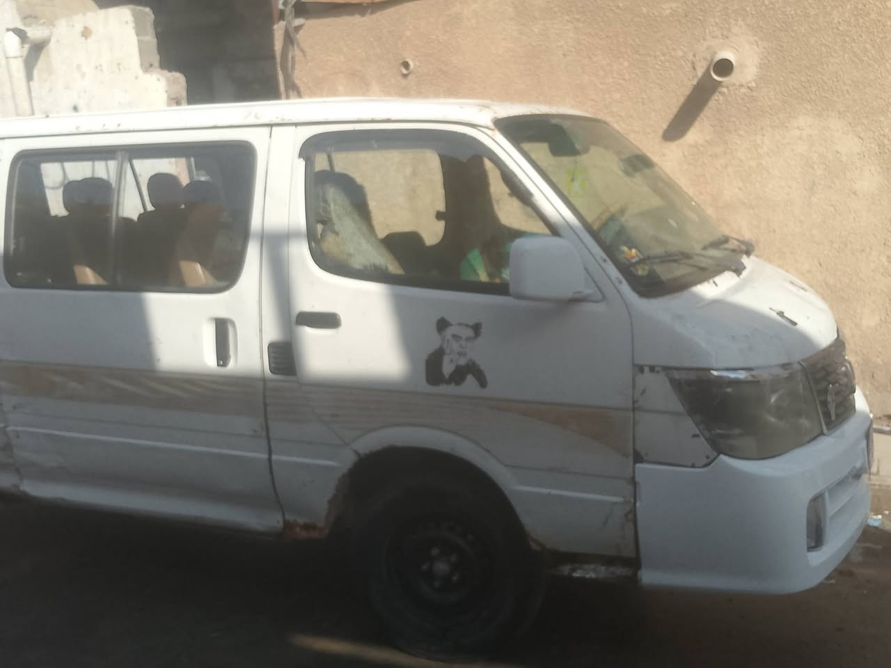 اسلام عليكم جنبي موديل سبعه كهرباياته كله شغاله محرمه  البلادي  السياره جاهزه أسعر 25مكاني المدينه أصدر اداخل الخير *********** سويته عضم عاج
