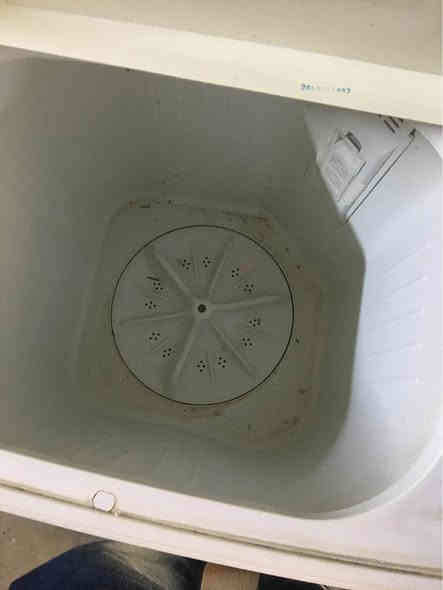 غسالة للبيع شغال ابشرط كل عيب مابي نظيف
حجم 10 كيلو
سعر 70 الف وبي مجال
لاتصال *********** كركوك
