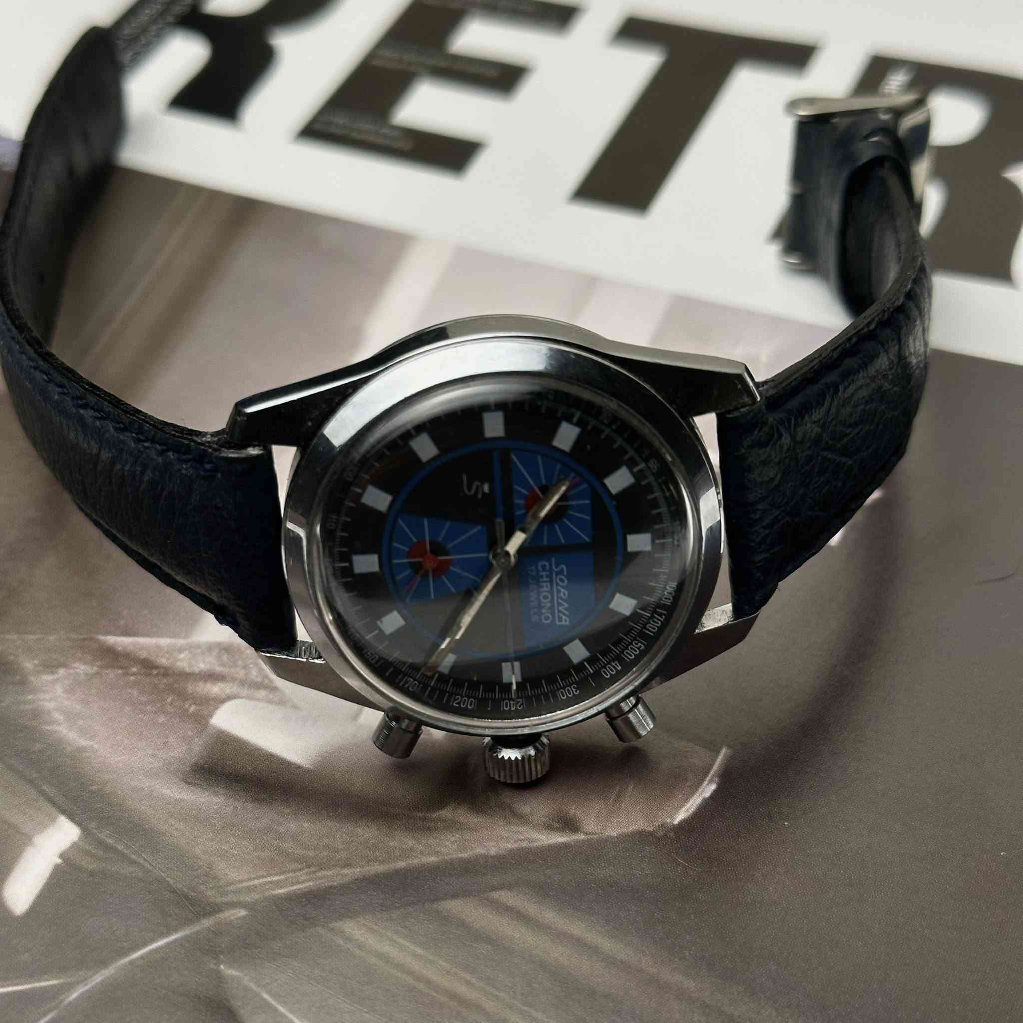 SORNA
كرونوغراف
نصب تكويك
 صنع سويسري 
القطر 38
نظافة ممتازة
السعر 150 الف


**إذا كنت صاحب هذا الإعلان وتريد حذفه لأي سبب، رجاءا أرسل رسالة إلى الدعم الفني**