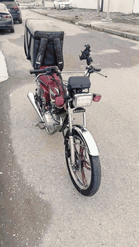 سلام عليكم 
دراجة سافين مرقم موديل 2021 للبيع.... رقم كركوك وصااحبه موجود تريد تحويل تريد وكالة بكيفك .... ولوحات طالع كلشي مدفوع حسب الاصول بس تروح تسحبة وخلص
محرك مفتوح بس انطيك بي ضمان دك بي من صبح لليل كلشي ما عليه وايي عيب ما بي 
بس الاشارات و الهورون ما يشتغل يرادلة تبديل بسس فقط
تاخذ دراجة للشغل او دلفري او تريد تجمبزة بكيفك بعد
السعر 1,250 وبي مجااال 
رقم *********** بي واتساب هم
