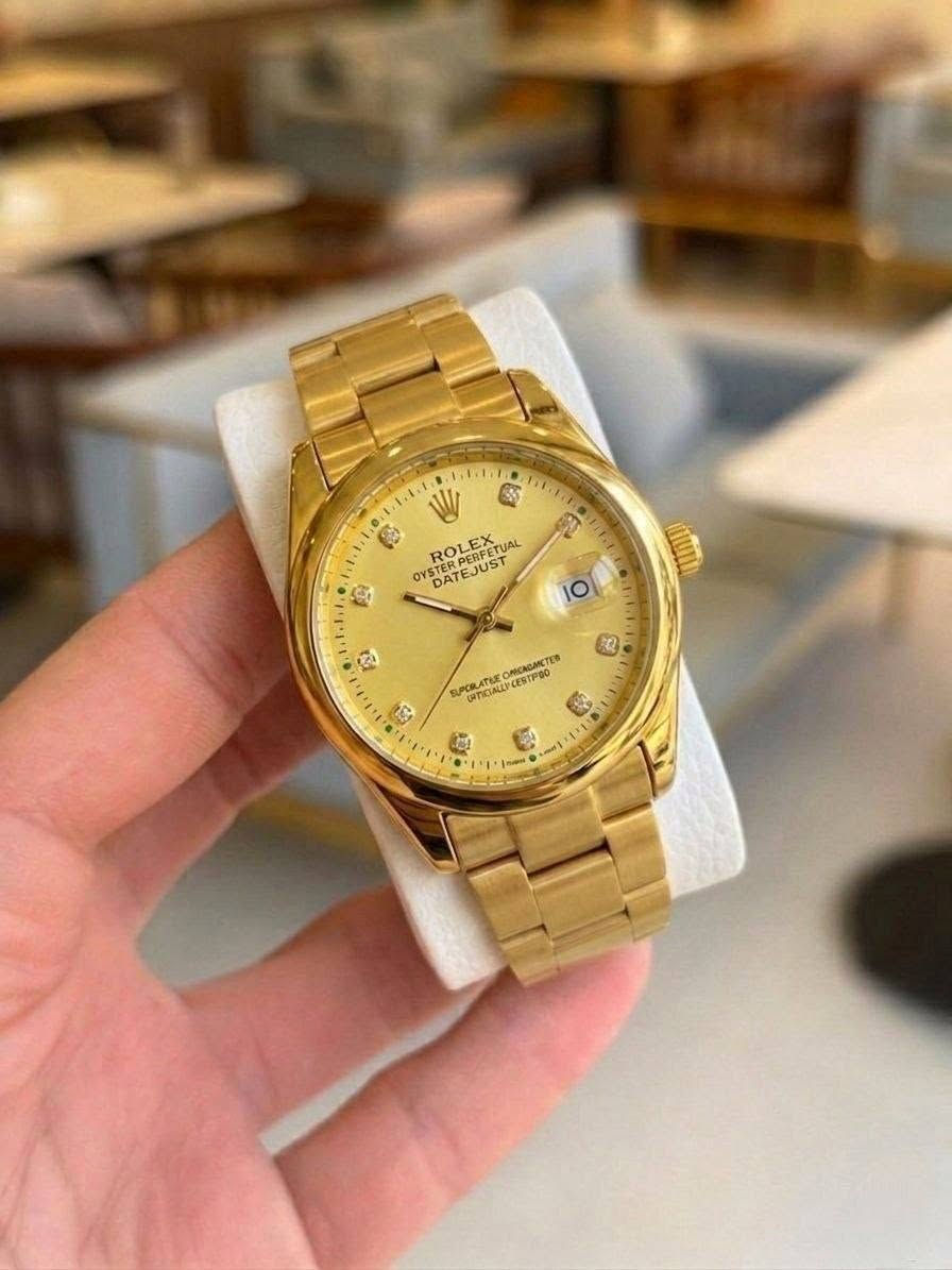 Rolex 🦋♥️
رجعت بكميات بفضل الله ❤️
الرولكس الشوكه بألوانها الجديده ♥️
ساعة ب تصميم مييز وكوالتي عالي جدا اوستيك معدن تقيل ألوان  IPG قفل شبيه الـ ORIGINAL👌🏻✨❤️‍🔥
السعر :  ٤٠٠🔥


**إذا كنت صاحب هذا الإعلان وتريد حذفه لأي سبب، رجاءا أرسل رسالة إلى الدعم الفني**