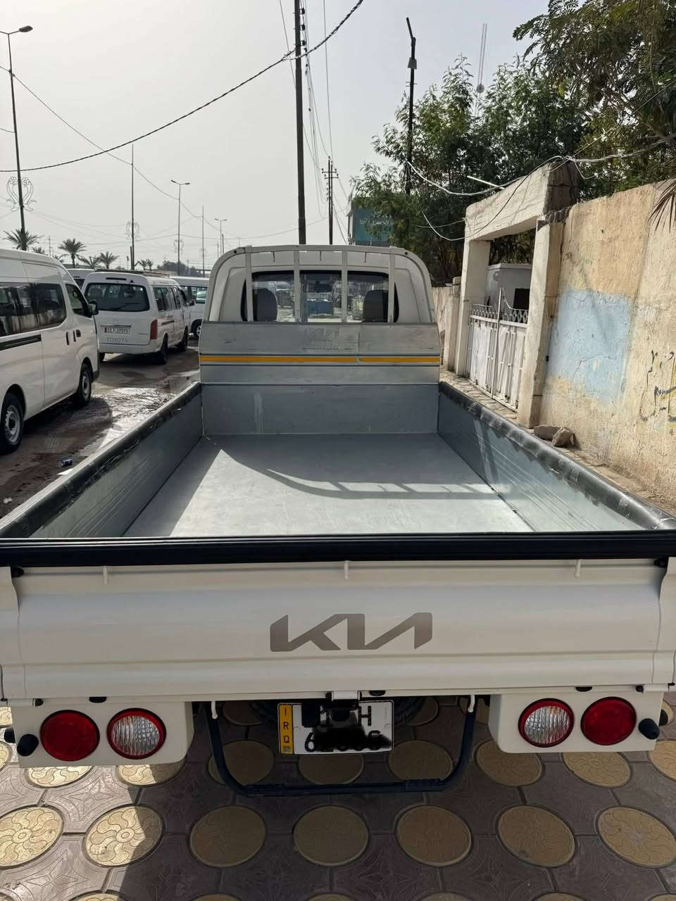 السلام عليكم كية عموشة للبيع موديل ٢٠٢٤  رقم بغداد نكليزي بسمي سيارة مكفولة كفالة عامة سبير ما نازل ماشية ٥٠ الف
سيارة مال جناي دوشمة قمارة وكشنات ورظية وربع مابيه اي نقص
مكاني بغداد ***********
 #مكلف بلنشر الاتصال ع رقم 
ماعرف كلشي بيهن والله
