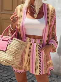 ملابس • تخفيضات • ٣ قطع