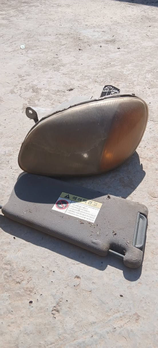 السلام عليكم  من رخصة الادمن عدي مجموعة غرام سوناتا منغولي موديل ٢٠٠٠او٢٠٠١ مجموعة مصابيح ومجموعة ستيشن مال سوناتا كراني وحساس مال تي بي اس وقفل مال صندوق ماطور مال زراكات ومجاول وايراتهم شغالين ومجموعة بلكات Njk وقفل مال سنتر لوك اصلي رئيسي ٤ خطوط والواجبات كامل لايت أمامي  وشمسية قيم بالعربي رب العالمين وتعال للتواصل الخاص مفتوح او الاتصال على الرقم *********** مكاني التاجي
