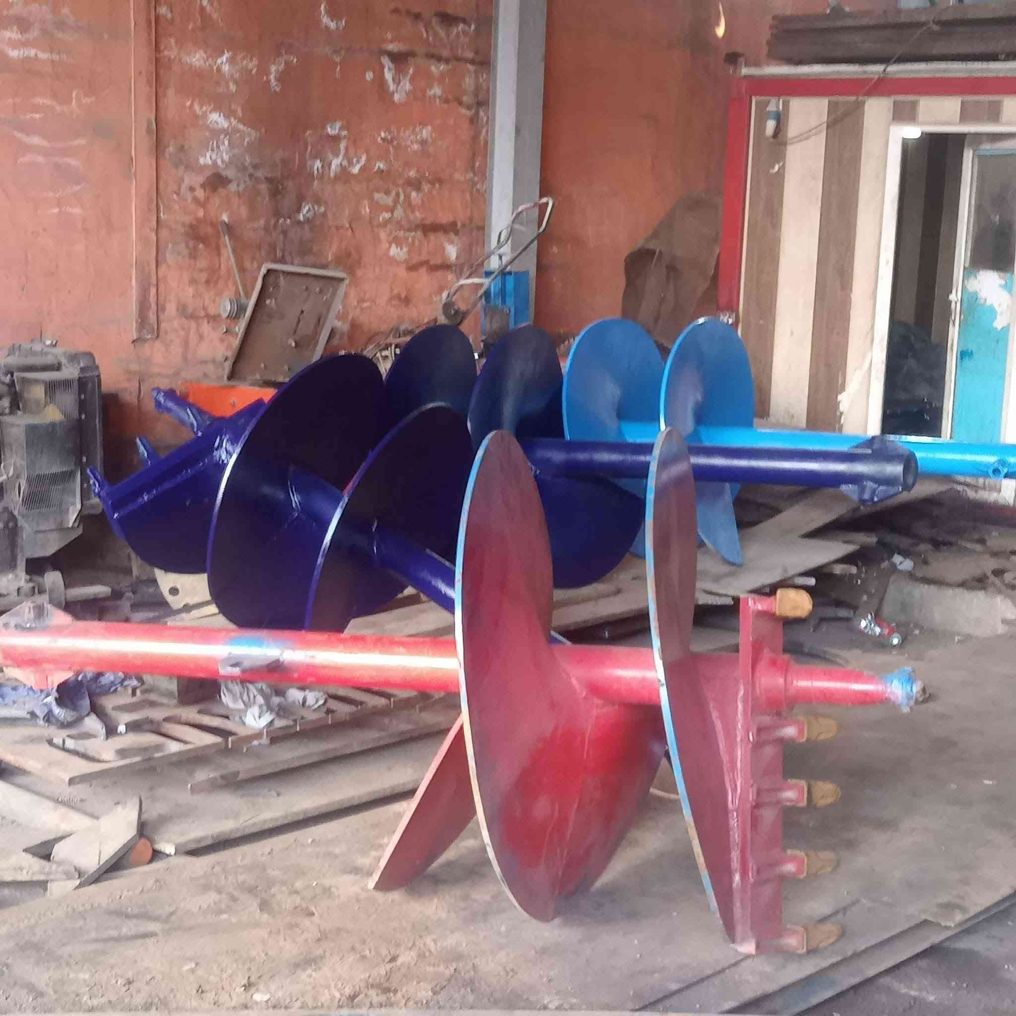 انواع برینە عفارە  کرێن  jcb تراکتۆر بۆب کات عنوان اڕبیل *********** واتساپ کۆڕەک ڤایبێر
