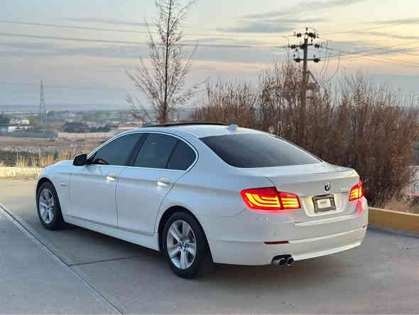 Slaw La addmin. ❤️
BMW. F10. 528i.  2012. ✅🦅
F10. DUBAI. 
***********
***********
مكينه. ٥٢٨i. 
2012
سه ياره كه دووبه يه.  بي ره قه مه. ساغه. 
كلينه. بي بوياغ. بي سارد. بي جالو. شوخت 
چالو. ٢ گه لا. ببره. هيج هيجي. نيه به شه رت.  
ده حامي بو ده حامي. به شه رت 
فول مواسه فات 
سلايت گه وره 
شاشە گەورە 
بريك به سمه 
حاسه. و كاميرا. ٣٦٠. پله. 
هه موو گياني له سه ر شه ريكه يه. 
به سمه 
ئۆتۆ. سلف
سندۆق شەفت 
کوشن خەزن
کوشن کارەبا. 
ئاوینە کارەبا. ئاوینە. ئەخە وێت 
ناو دەری لۆک. ماشاءالله 
گيرو مه كينه. به شه رت. نه كراوه ته وه 
كاره باي به شه رت يه ك مانگ. هيج خه له لي نيه. رانية
