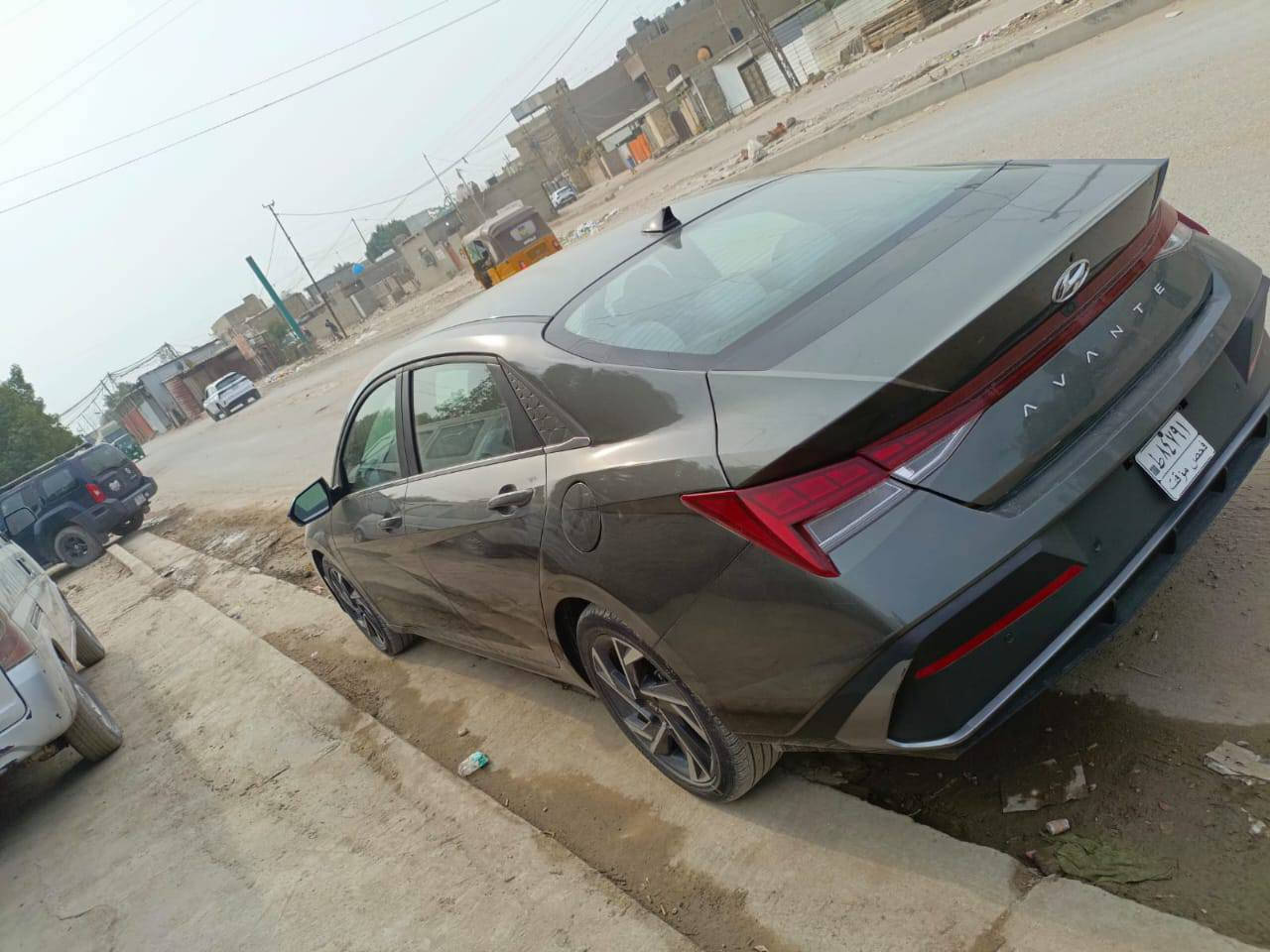 السلام عليكم النتر 2024
وارد امريكي فول مواصفات المتد الخير
بيها جملغ خلفي وقبق صندوك بدون رقم 
مراوس ب سياره كيا سبورتج او توسان حصرأ
 السعر 152
عنوان بغداد ***********
