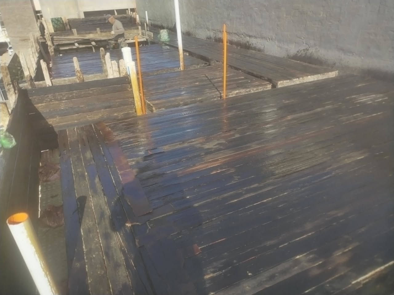 السلام عليكم
نجار قالب نعمل في جميع مناطق بغداد
*********** ابو رسل
نجاره وتسليح وصب
