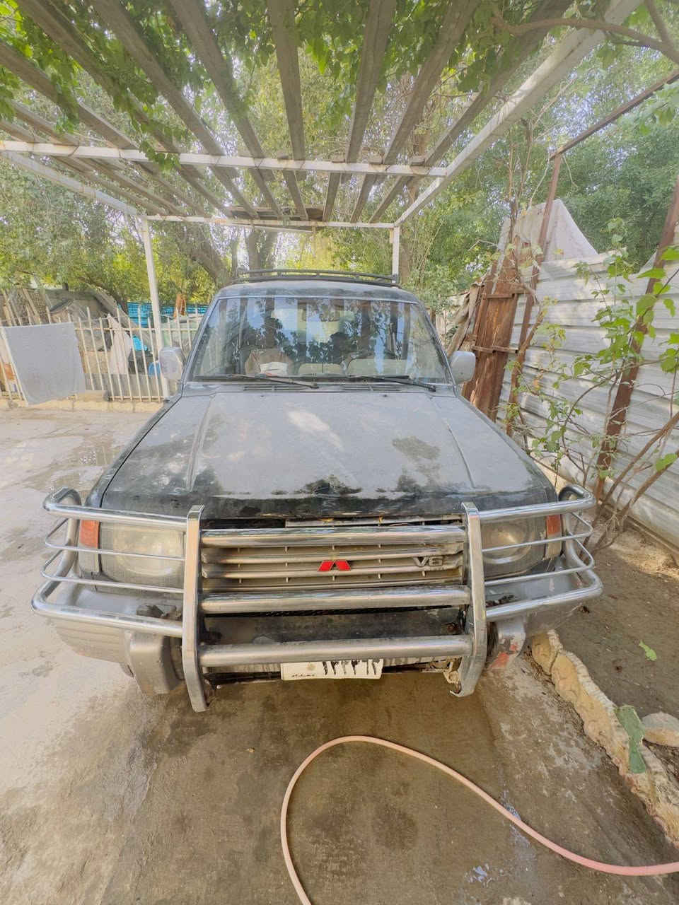 باجيرو موديل ١٩٩٢ رقم بغداد شرط التحويل مكاني بغداد الشعله *********** السعر ٢٨ وبيها مجال سياره بلاديه مكينه فيفتي كايمه والباقي بلاد كلها بلادي
