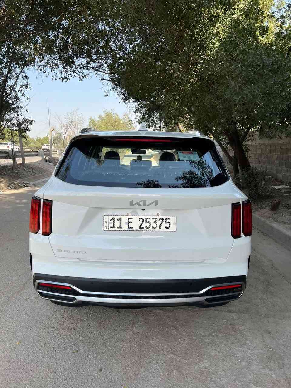 السلام عليكم سورنتو  خليجي موديل 2023 ماشيه 36الف مكفوله من الصبغ والبارد والتبديل مواصفات السياره بانوراما 3قطع تبريد كير موس سايد بريك بصمه شاشه كبيره جي بي اس تايرات الشركه السبير منازل مكينه 6سلندر كوشنين كهرباء رقم بغداد بااسمي سياره مكفوله كفاله عامه من كلشي السعر 298 وبيها مجال ***********
