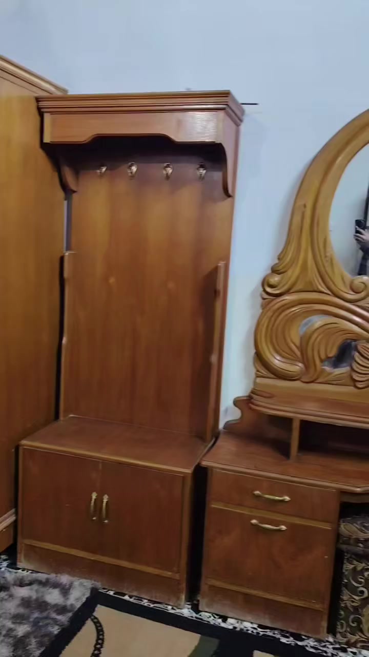 غرفه نوم للبيع السعر 550 وبيه مجال ***********
