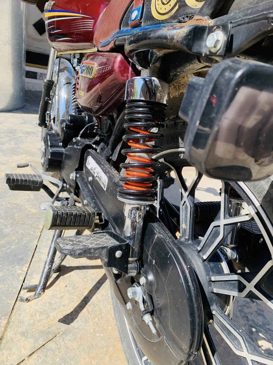 للبيع موديل ٢٥
السعر ٧٢٥ وبي مجال 
اتصل ***********
