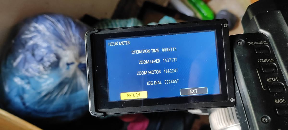 كاميرا panasoic ux90 4k
كاميرا فديو 4k
حالة الكاميرا نضافة ممتازة من برا ومن جوا
ولا متصلحة ابدا
عداد 631 ساعة عمل
للتواصل مكالمة أو واتس 0988925561


**إذا كنت صاحب هذا الإعلان وتريد حذفه لأي سبب، رجاءا أرسل رسالة إلى الدعم الفني**
