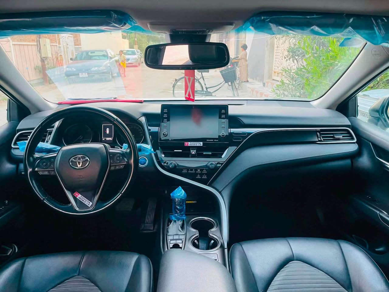 كامري هايبرد SE موديل 2022 فول مواصفات ✨

✅ المواصفات:
🔹 موديل: 2022
🔹 الفئة: SE Hybrid (فل مواصفات)
🔹 ماشية: 85 ألف كم
🔹 فتحة سقف
🔹 شاشة كبيرة
🔹 كاميرا خلفية
🔹 حساسات أمامية وخلفية
🔹 تشغيل بصمة (Start/Stop)
🔹 دخول ذكي (Smart Key)
🔹 تحكم بالستيرن
🔹 مقاعد جلد كهربائية
🔹 جنوط رياضية أصلية
🔹 مثبت سرعة
🔹 مكيف أوتوماتيك ثنائي
🔹 اقتصادية جداً بالوقود (هايبرد)

🔸 صبغ قطعتين فقط حسب تقرير الفحص.
🔸 باقي السيارة كفاله.
السونار مرفق ويا صور 

💰 السعر:  190 ورقه 
📍 الموقع: ديالى - بعقوبة
📞 للاتصال والاستفسار ***********
