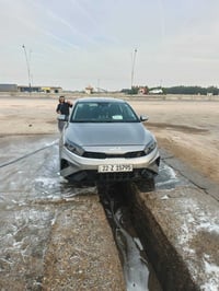 وبركاته فورتي رقم اربيل سياره جديده جاهزه مكينه كير تبريد  ثلج موديل 2...