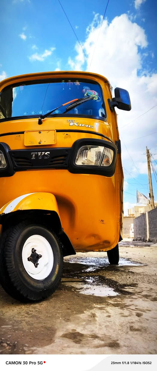 شباب إلي ما يعجبه السعر خلي يعبر المنشور
سلام عليكم شباب تكتك موديل 2020 TVS رقم وسنويه تحويل ثاني يوم تكتك خير من الله مكينه ✈️ تخبل ناعمه أبدل بيه اكلجات وكسن جديدة تكتك كفاله من الصبغ ولمعجون بس بيه اشخوط لهن اني اخليه بل كراج تكتك حلوه مال جناي السعر 6ملاين التكتك اني تعبان عليه تجي وتشوف بعينك مكان بغداد هاذ رقمي *********** اتصال
