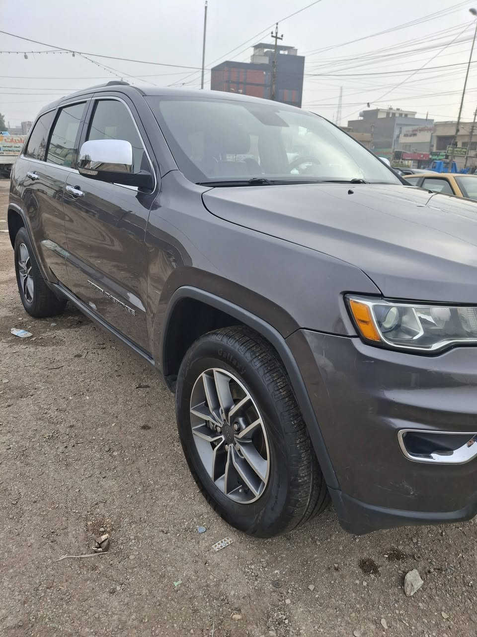 السلام عليكم جيب كراني شيروكي لمتد وارد أمريكي موديل 2021 بيع مستعجل للاستفسار اكثر الاتصال على الرقم *********** واتس اب موجود
