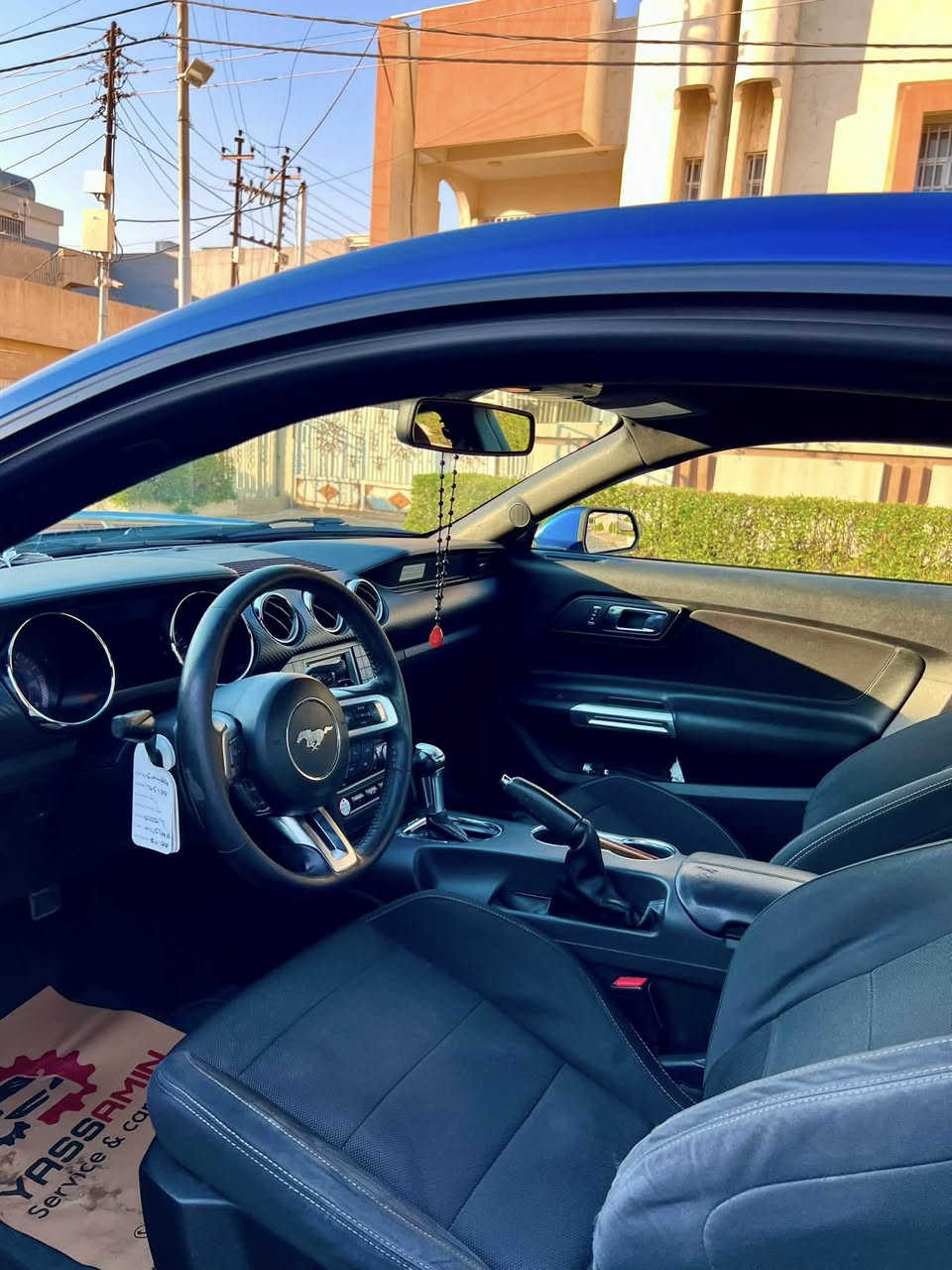 فورد موستانك ماشية ٧٧ الف كيلو حقيقي ٦ سلندر
سيارة نظيفة جداً والتحويل ثاني يوم
بدون ايرباك وبدون شواصي فقط البطانه او اللغد مال جاملغ الامامي بي تعديل وصور الحادث مرفقة بالمنشور 
كير ومكينه مكفولات كل تبديلات الدهن بالشركة وكل الوصولات موجودة 
وبدلنا هايدروليك الكير قبل اسبوعين ايضاً بالشركة
مواصفات الستة سلندر العادية
بيها ٤ قطع صبغ 
البابين والجاملغات الامامية اثنينهن بدون شواصي وبدون ايرباك 
بيها بارد بالجاملغ الخلف السائق مثل ما موضح بالصورة
وبيها طعجة بالجاملغ الخلف السكن مال امريكا ايضاً مثل ما موضح بالصورة
داخلها نظيف كلش السيارة ما متعوبة ابد ومن ٢٠١٨ عندنا حيل نظيفة وماداخلة استعراضات وهاي الامور
كلها ع البلاد من البرمجة و حجر البيئة
سعرها ١٥٠ ورقة وبيها مجال 
مكاني اربيل
***********
