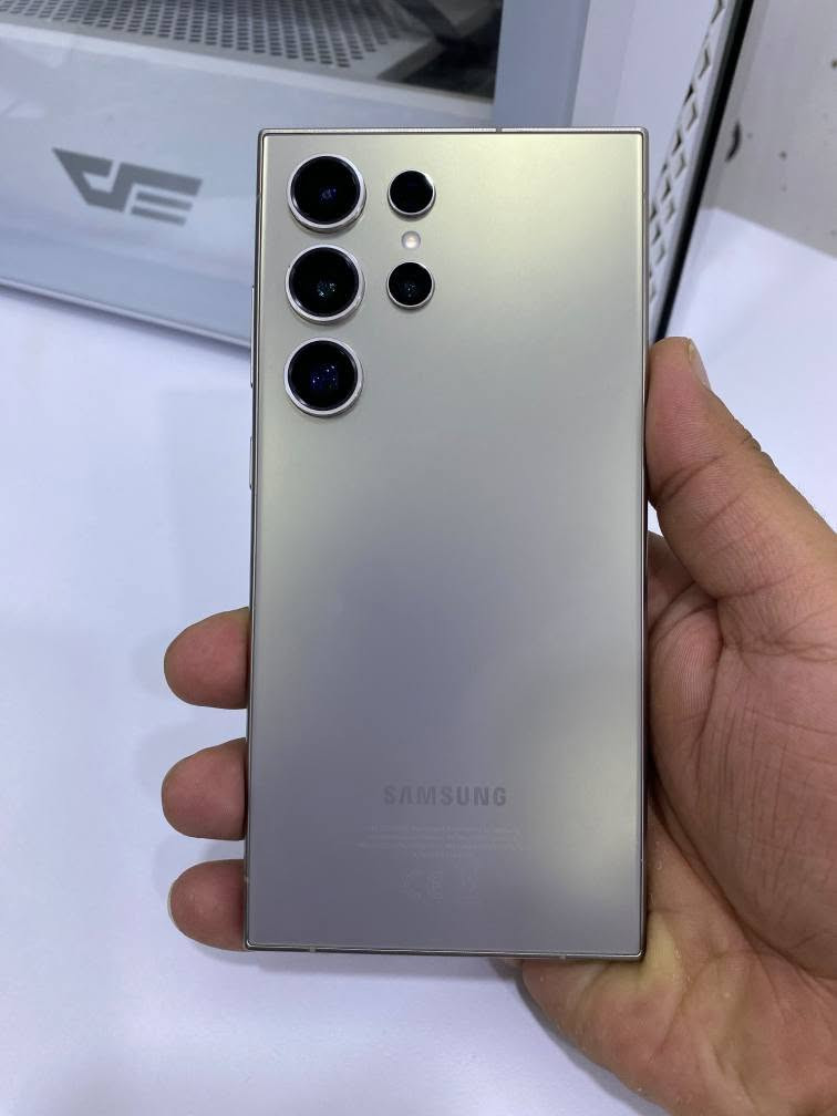 📱 للبيع Samsung Galaxy S24 Ultra 📱
الجهاز نظيف جداً وعلى الفحص، استخدام شخصي وخالي من أي عطل أو صيانة.
✅ الحالة: ممتازة
✅ جميع المميزات شغالة 100%
✅ البطارية ممتازة
✅ الكرتون والملحقات: ( موجودة)
✅ اللون: (تيتانيوم)
✅ السعة: (256)
سبب البيع: التبديل إلى جهاز آخر.
السعر: ( ٩٥٠)
للمهتم مراسلة خاص .
والله يبارك للمشتري 🌹
#S24Ultra #سامسونج #بيع_موبايل #العراق #الناصرية ناصرية, ذي قار


**إذا كنت صاحب هذا الإعلان وتريد حذفه لأي سبب، رجاءا أرسل رسالة إلى الدعم الفني**