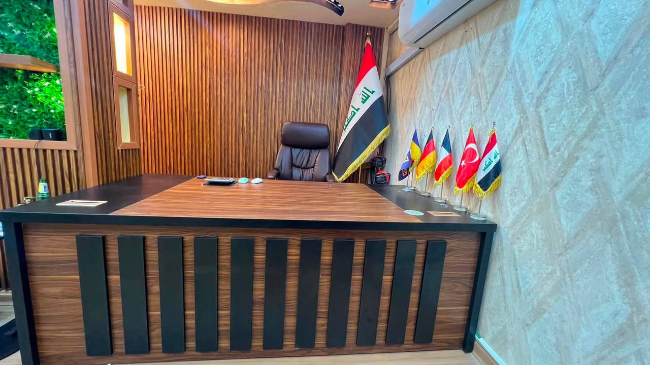 السلام عليكم للبيع اغراض مكتب مثل مموضح بالصور النظافة 99‎%‎ مكان بغداد السيديه ***********
