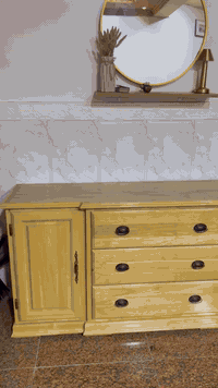 ميز بمراية • خشب ثقيل • للمدخل