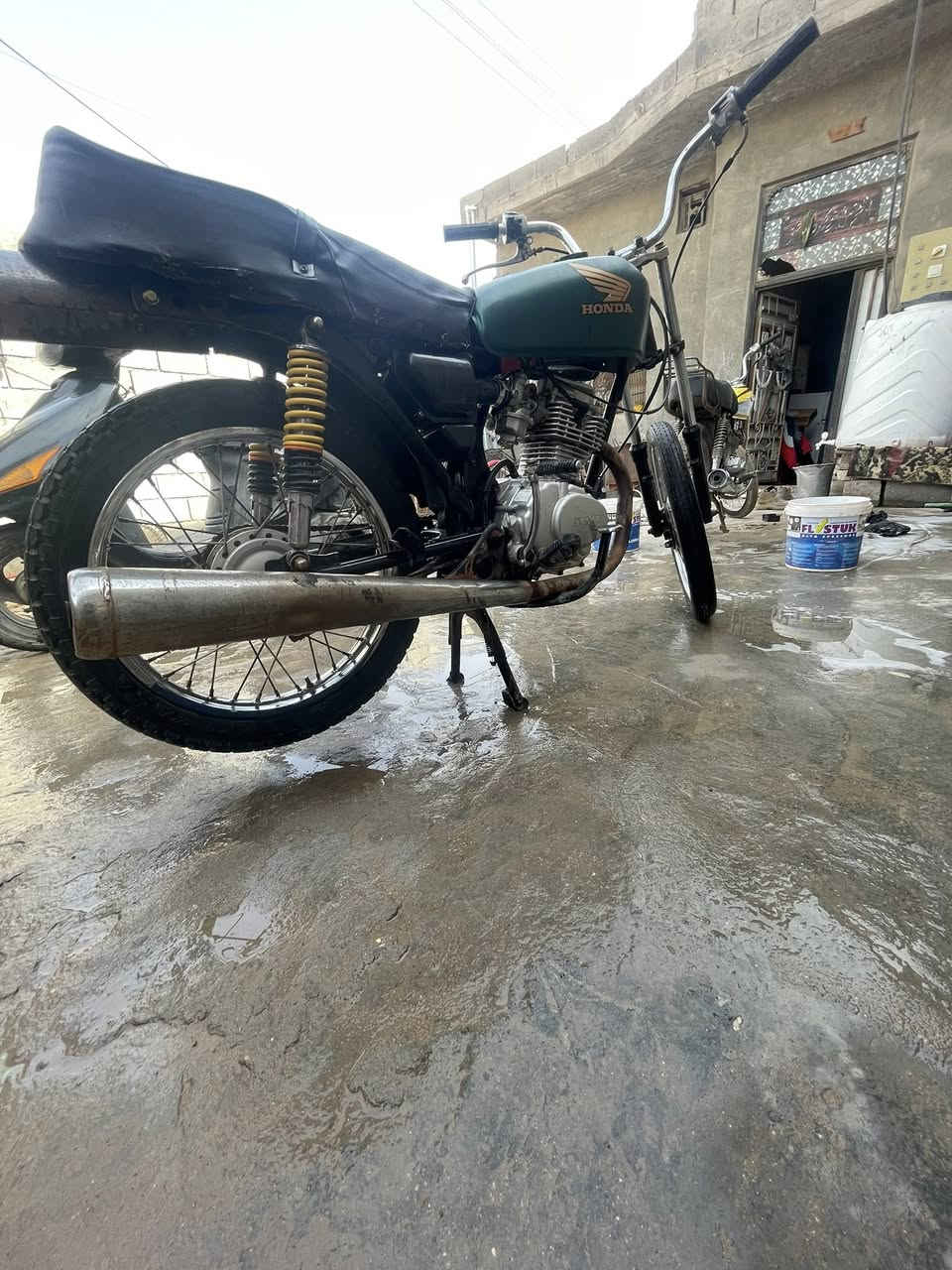 سلام عليكم متاح نامه دراجه كلك السبايدر مو ويها سعر 350 او بيه مجال مكاني شط العرب رقمي ***********
