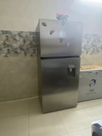 ثلاجه • ميز طعام