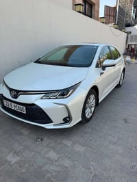 كورولا 2024 ماشيه 52 الف كفاله شخط ما بيها سيرفس كله بشركه ساز بالضمان...