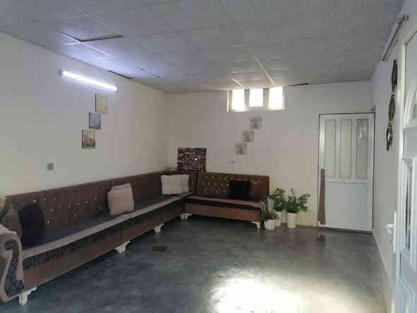 #دارللبيع
خانوو بو فروشتن له گه ره كى كه رامه پشت مزگه وتى ماموستا گه يلان 
پيكهاتووه له :- 2 ژور نوستن - هول - مطبخ - گه راج 

روبه رى 150 متر 

نرخ 50 مليون ومجال

بوزانيارى زياتر په يوه ندى بكه ن به عقارات ستار اكرم بازرگان

📍ناونيشان :كه ركوك بازارى ئازادى ته لارى ئاسو

***********
***********
