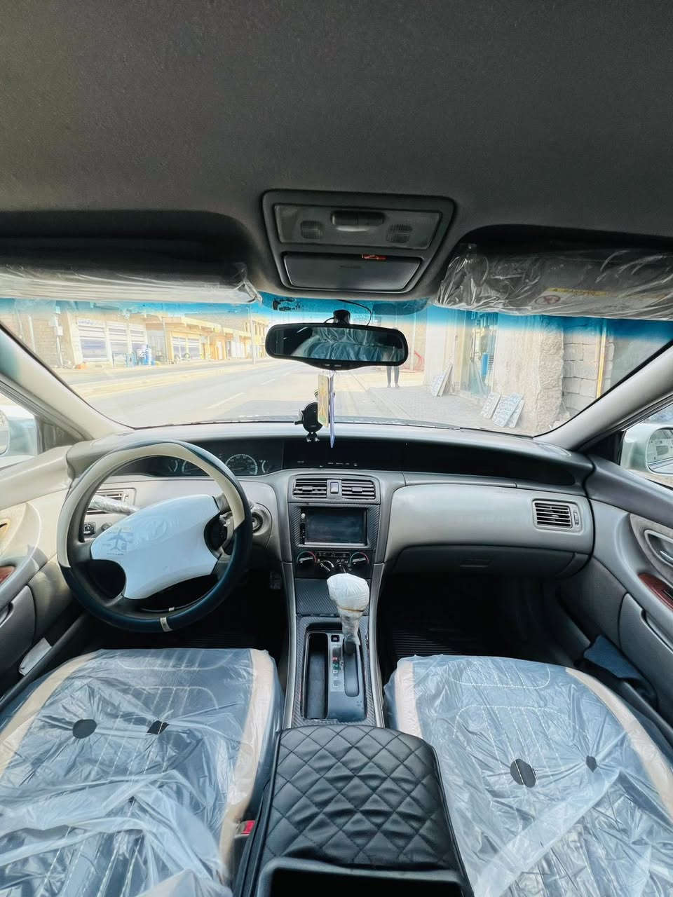 سلام عليكم افلون موديل 2000 حداديه جديده ماتحط عليه برغي واحد مال جناي بيع مستعجل الضرر جاملغ امامي فقط مبدل بلادي محرك 3000 .6Vسياره متعوب عليه وحلوه ونضيفه واي نقص مابيه كامله سياره واحلى من الصور بعد  العنوان صلاح الدين بلد الاستفسار /***********
