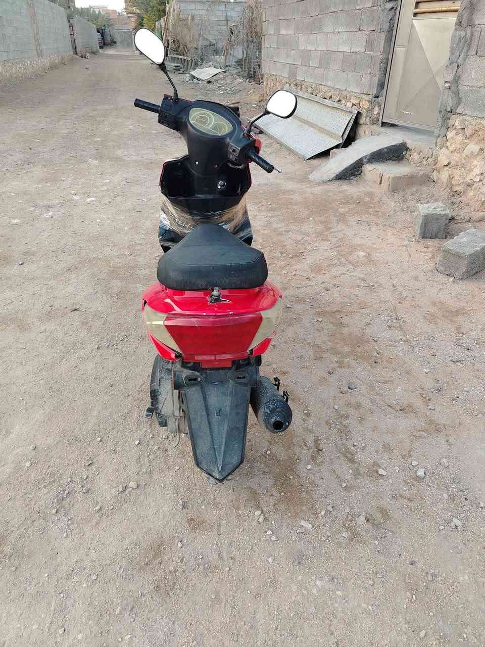 ماطور سنفور
بيع او مراوس بشحن
*********** او خاص
