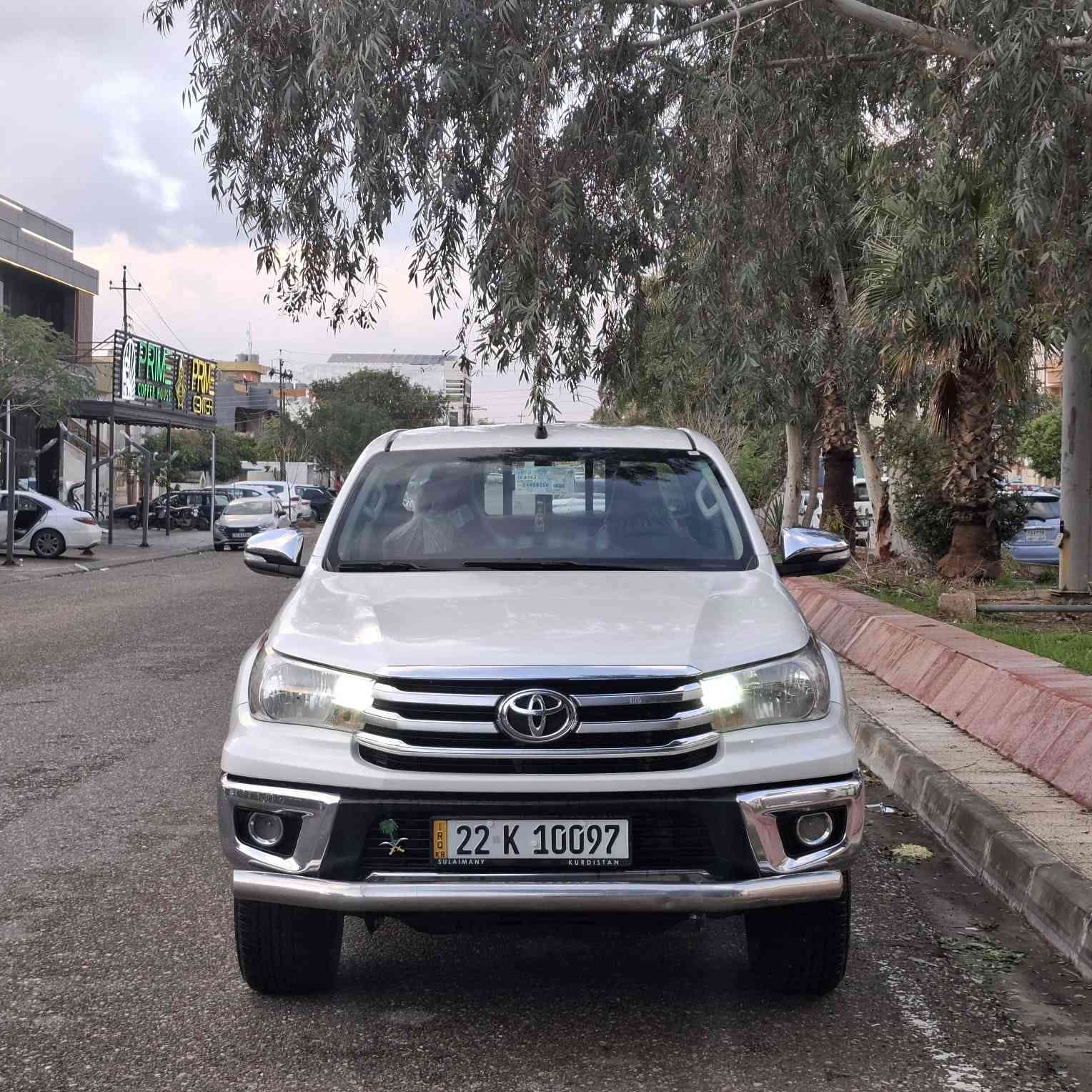 (((بسم الله الرحمن الرحيم)))
سلام عليكم....
 تويتا هايلوكس 2016 كير عادى فوول سيد نهرور بتل   . 
 ***********...
سياره بيها فقط شبر ونوص سبوغ ب جامرلغ وراء يعنى بودى بيدون ضرر بيدون تبديل  ...
سيارة دينار مصرف مابي
كلشي جديد و كامل ..
سنويه لحد 2029 هزه و ره قم جديد شرط تحويل. رقم دولى 
، كير شرط.گاردن اكسل شرط. صدر لووك . كهربائي كامل شغال  
موصفات . .بتل. شاشه وكاميره .ده عامى نيكل.سلايت .دواخل احمر .ويل كروم. تبريد لمس فوول فوول
طيارات لووك.
 مكينه بدون صرف بيدون بوخار شرط مامفتوح...
***********
***********
سعر  مناسب خابر تدلل........... كركوك, العراق
