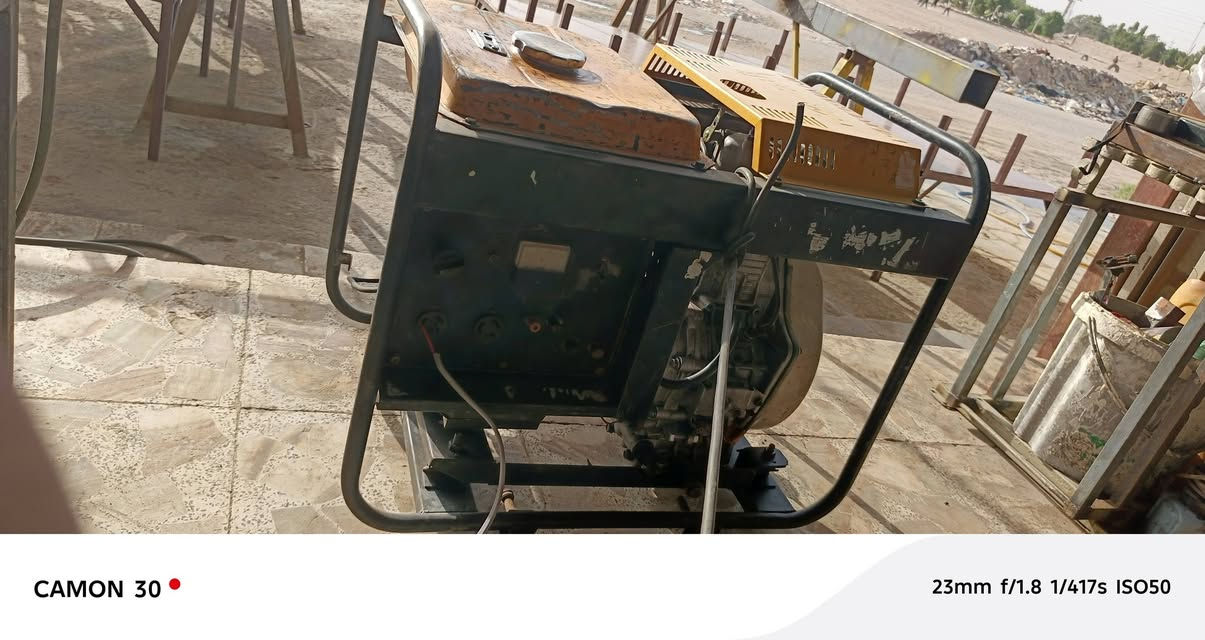للبيع مولد كاز كاما 5 ونص كيفي 22 امبير ملف دبدوب نحاس 4 خطوط ابلادي.. محرك مفتوح اول مرة  شغالة شرط الشغل .. تفحص وتشغل عليه مكينه لحيم لاتعت ولا تتوقف. نقصها باتري  والنوزل يشتغل بس ينطي كاز هواي تختنك منه اله انزل السرع مالته اله تستقر
للبيع مولد كاز كاما 5 ونص كيفي 22 امبير ملف دبدوب نحاس 4 خطوط ابلادي.. محرك مفتوح اول مرة  شغالة شرط الشغل .. تفحص وتشغل عليه مكينه لحيم لاتعت ولا تتوقف. نقصها باتري  والنوزل يشتغل بس ينطي كاز هواي تختنك منه اله انزل السرع مالته اله تستقر 
سعرها 325 وبيه مجال حك الجية. . مكانها نجف ابو صخير
.... ملاحظه التانكي جان عليه كاز وتراب متصلب من حكيته بالكوسرة صار هيج لونه تغير عن المولدة
الاتصال ع الرقم ***********
