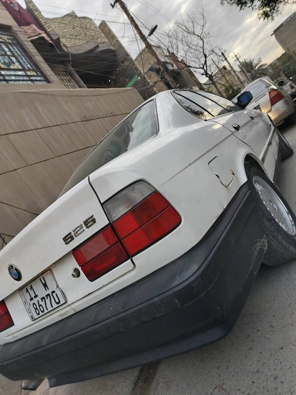 سلام عليكم ابيع بي ام  ٥٢٥ مكينة وكير خير من الله 
صدر امامي خلفي حلو عوزه زوج لويات
كهربايات كلة شغالة تخم تايرجديد
سلايت شغال بدون خياس
لايت سوارات نهار
نقوصات بيه دويه بل بوربرن  خلفي
تبريد بي ليك  بيه طخه جملغ امامي  يمنه
تبيس عاطل سنويه 29 تنتهي بغداد انكليزي
السعر ٤٥ بيه مجال مكان بغدادجميلةثانيه ***********
