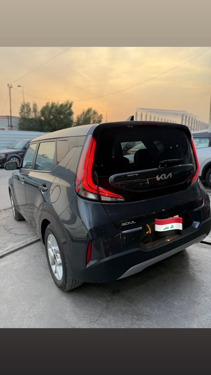 السلام عليكم
كيا صول  2025

حجم المحرك 2000 دوش 4 سلندر

حادثها موضح بالصور بارد فقط قبق جنطه

 تبديل دعاميه خلفيه نفس لون 

رقم بغداد الجديد بسمي 

بصمه 

تشغيل عن بعد 

شاشه جبيره 

تبريد بيانو 

شحن وايرلس 

كرسي كهرباء 

تحكم استيرن 

تحديد مسار 

رادار امامي و جانبي

كامرا 

عداد 3  الف جديده معنى الكلمه 

السعر 185 ورقه 

اي استفسار الاتصال *********** 

مكان السياره بغداد البياع او المنصور 

متواجد وتساب ع مدار الساعه وشكرا
