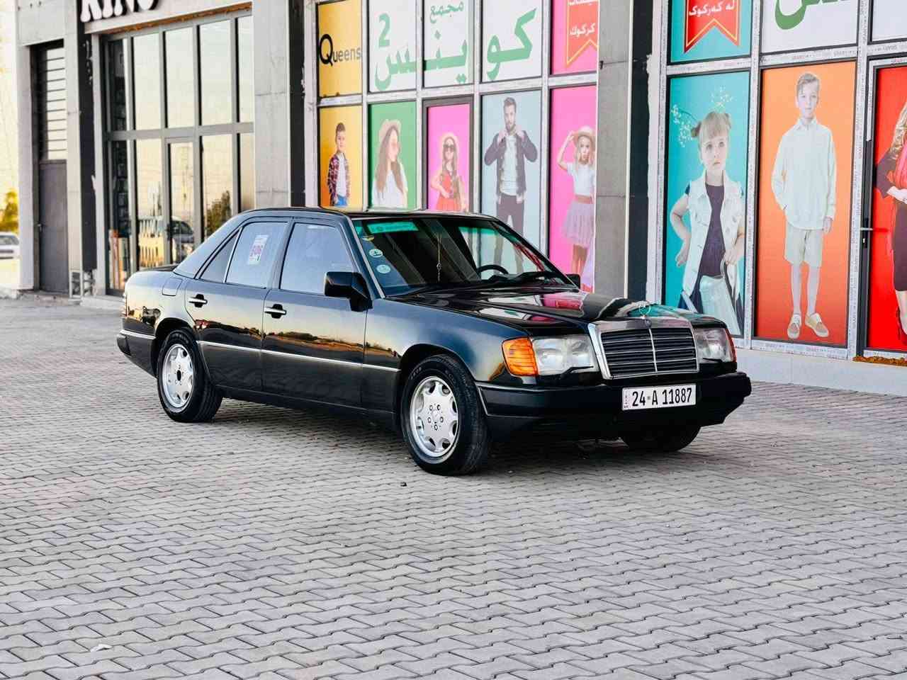 للبيع مارسيدس دب 1992 بلاد  حجم محرك 300 عنكبوت تبريد ثلج كشنات جامات كهربائي سنتر لوك صبغ للجماليه بدون ضرر بدون خياس رقم دهوك دولي سنويه هزه جديد 2031 شرط تحويل وكاله سياره جاهزه سعر 62 بي مجال شويه *********** مكان كركوك
