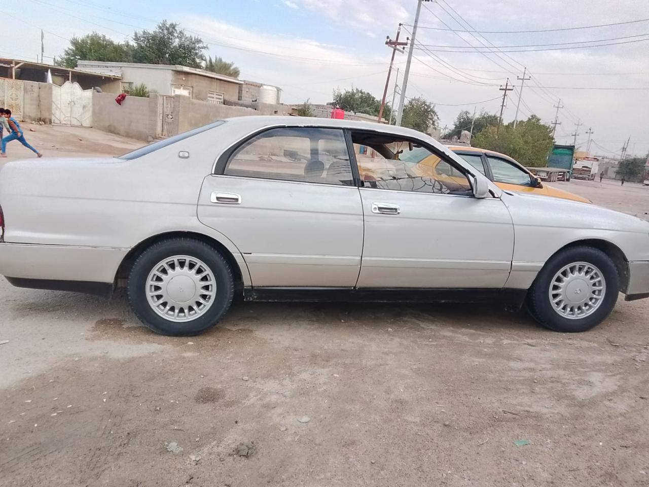 سلام عليكم بطه منتصل للبيع رقم بصره  نقل جثه   مكفواله من الكص مكينة 2500 خيرمن الله سعر 35 وبيه مجال المكان خور زبير ***********
