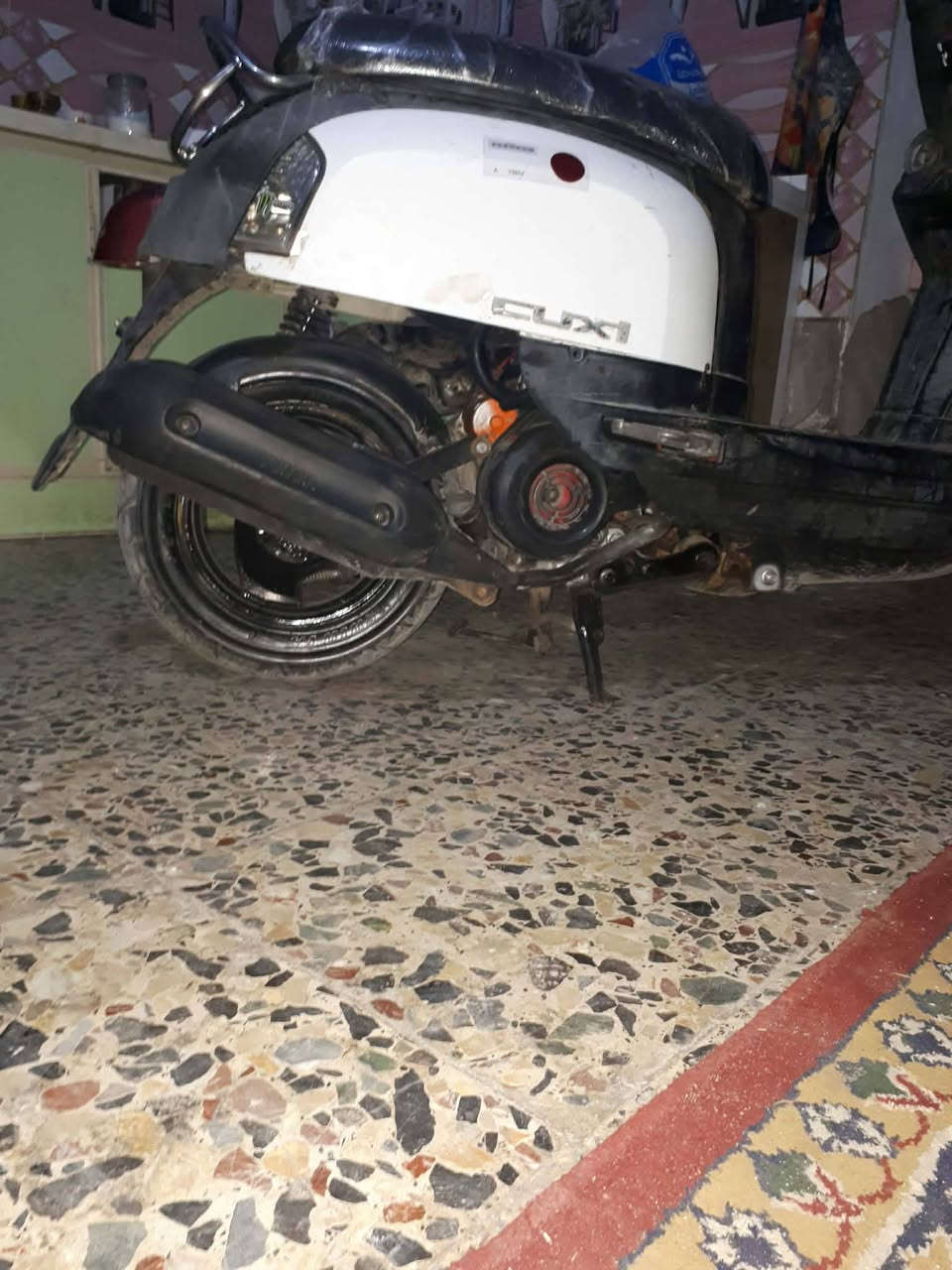 السلام عليكم دراجة بوليس لبيع الدراجة ما مفتوح صار سعر 450 وبيه مجال *********** مكان بغداد
