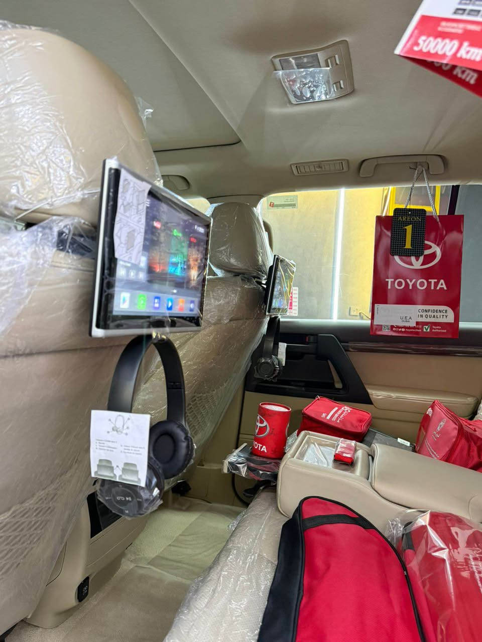 ‏Toyota Land crusir_ 2021 _ 74,000km
Grand turing👍🏼
گراند تورينگ🔷

اللَّهُمَّ صَلِّ عَلَى مُحَمَّدٍ وَعَلَى آل مُحَمَّدٍ
ماشاالله تحدا شرط ماكو هيج نضافطها
ملاحظه / بدون مراوص
رقم / ***********
سعر/545$💸
مكان/سليمانيه

🔷تويتا لاند كروز  _ 2021 _ فطيم درجه أولا 
🔷سياره مواصفات (فطيم درجه اولا)
🔷 سياره (2) كوشنات كهرباي (٣) دگم
🔷سياره (8) ايرباكات _ (٣ ) شاشات
🔷سياره مكفول كفاله عامه دعامي لي دعاميه  
🔷محرك (6) سلندر  
🔷بدون صبغ .. بدون بارد .. بدون شخوت 
🔷بدون حالوب .. بدون رمل مكفوله كفاله 🔷سياره بص ماشاالله نفص زيرو
🔷غراضات كامل موجود  هيدفونات موجوده +  كتلوكات موجود +عرضيات موجود

🔷سياره ماشيه 74,000 الف كيلو حقيقي
🔷4 اطارات و ويل جديد شريكه مامفتوح
🔷سياره داخل بيجي كوشنات جلد

🔷سياره محرك بشرت مامفتوح جديد جديد
🔷 محرك (V6) 
🔷سياره حيل نظيفه كلشي علي بلادي اوك

🔷مواصفات
(بصمه + الانزلاق + كشن جلد  + ثلاجه + زينون + هواء مزدوج + نيظام ايكو +
حساسيه الديك الموخره مرايات + فتحه ..
تشغيل عن بعد +  باب بصمه + باب خلفي كهرباي )

🔷نظافه  ١٠٠٪ كامل سيرڤس بدون نقص و مصرف

🔷سياره مال بيت أي نقص مابيها

🔷نفس اليوم / تحويل و وكاله حاظر مباشر
سنويه جديد 
🔷 سياره داخل / سليمانيه 
🔷سعر545$ ..  💸
 
🔷رقم / ***********📲 السليمانية, العراق
