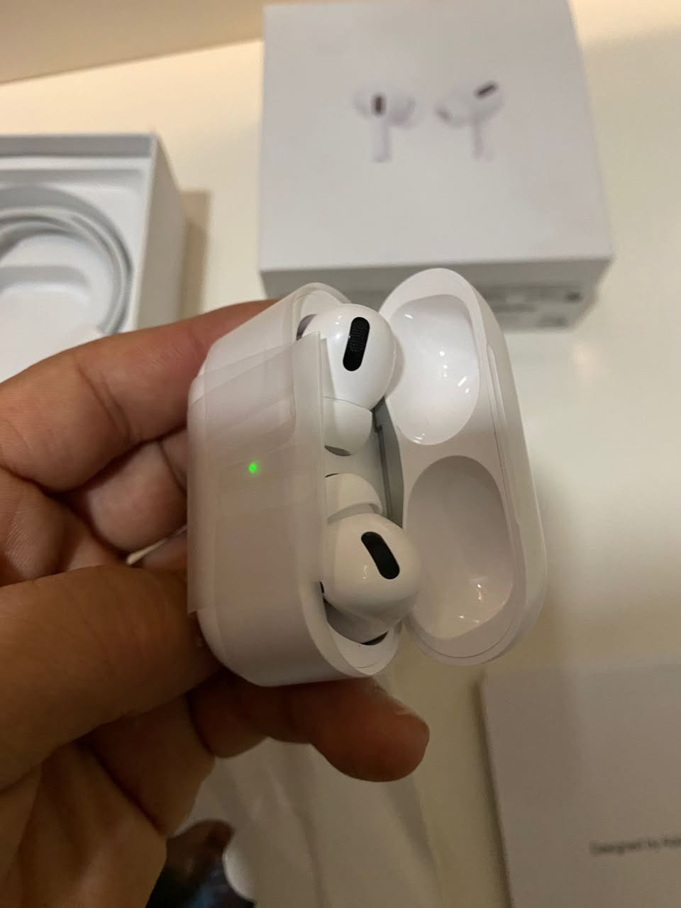 سلام عليكم…
مكلف بل نشر للبيع سماعه ايربود ابل امريكيه ماخذها جديده من وكاله استعمال كلش قليل وحتاجيت وريد ابيع هذا رقم صاحب السماعه خابرو وميقصر مكاني بغداد الحريه رايده 140 وبيها مجال سهله 
‭
0771 324 1746‬ ‬
