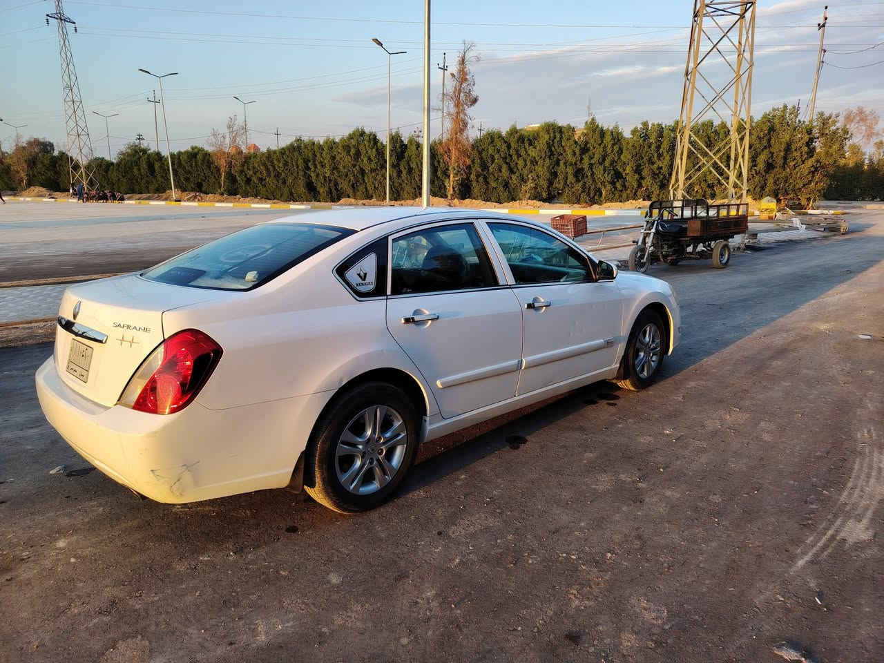 رينو سافران موديل 11مكفوله بيه بس بارد بلجاملغ الخلفي رقم ميسان مكانه ميسان سعر 108 للتواصل ***********
