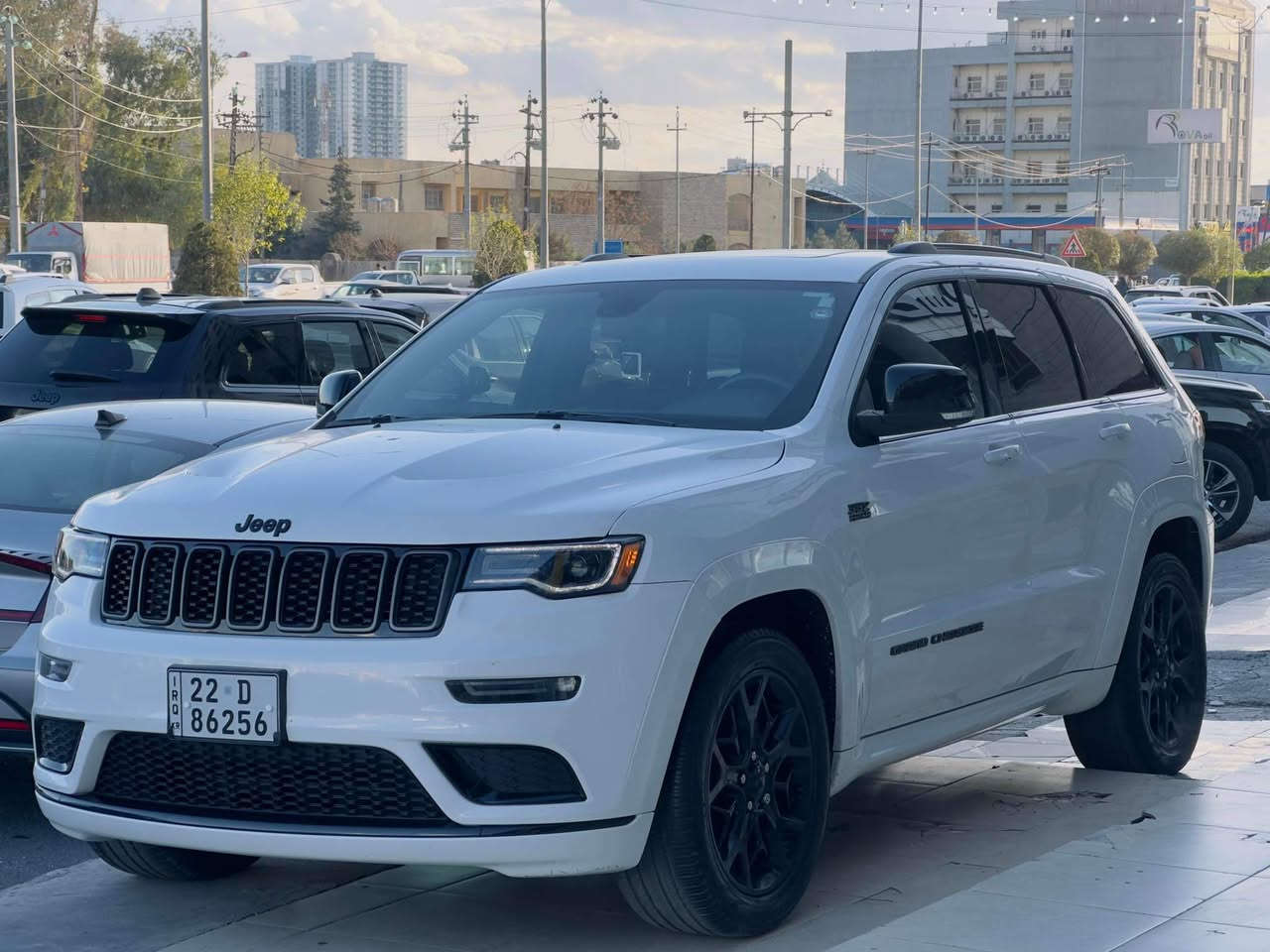 جێب گراند شیرۆکی limited X 2021
Cline title (45000) mile

V8 5.7 Hemi 392 HP ✈️🔥

(پانوراما،کامیرەی پشت،راداری بچووک،فول مواسەفات,Black top,لایت لید،کوشن کارەبایی،کوشن گەرم،ئاوێنە رادار،شاشە گەورە،تەبرید مەرکەزی، سەیارەکە فول فولە هیچ موشکیلەکی نییە کلین کلینە 

شوێن:هەولێر (***********)

سعر (٤٢٠)$ مەجال ♥️
