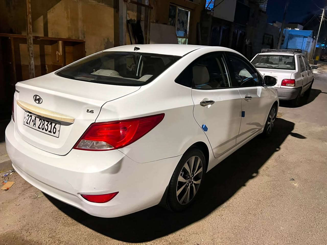 اكسنت موديل ١٥ بيه بنيد صبغ بدون ضربه وربع باب السايق صبغ والباقي كفاله فول سياره فتحه مكينه 1600 جاهزه رقم دولي  السعر ٩٠ وبيه مجال ***********
