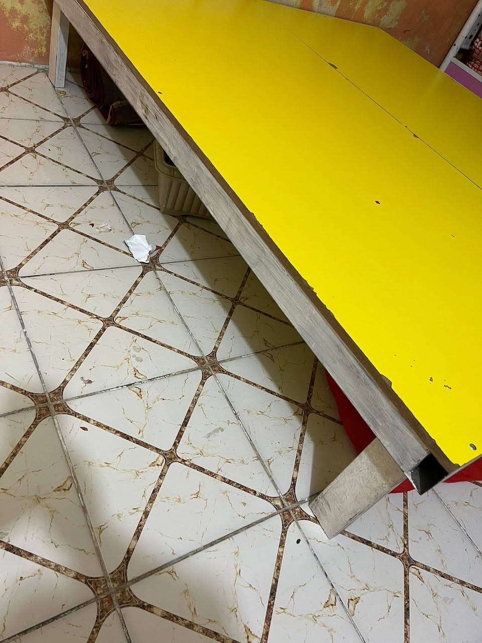 تخت تسكام حديد الثقيل للبيع ب 300 و بي مجال بصيط


**إذا كنت صاحب هذا الإعلان وتريد حذفه لأي سبب، رجاءا أرسل رسالة إلى الدعم الفني**