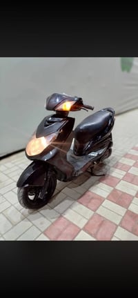 سلام علكيم دراجه سكنس فحل كابريتر مال رمبه المكينه ما مفتوحه  كلهة بلا...