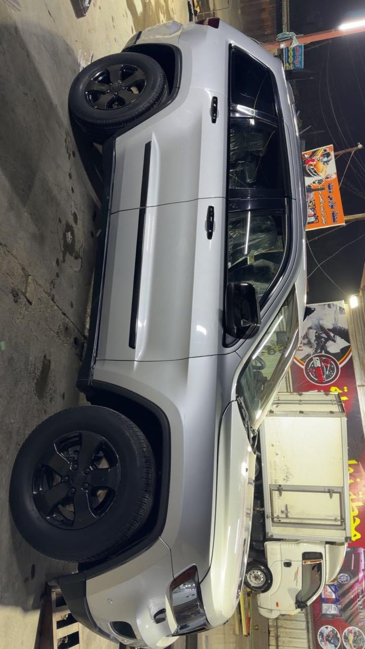 السلام عليكم جيب موديل 2011 رقم اسلمانيه تحويل ثاني يوم السعر 145 وبيه مجال قليل مكاني بغداد رقمي (***********) السياره جديده بمعنه الكلمه شاشات إماميه خلفيه صدر جديد تخم ويل وتاير جديد
