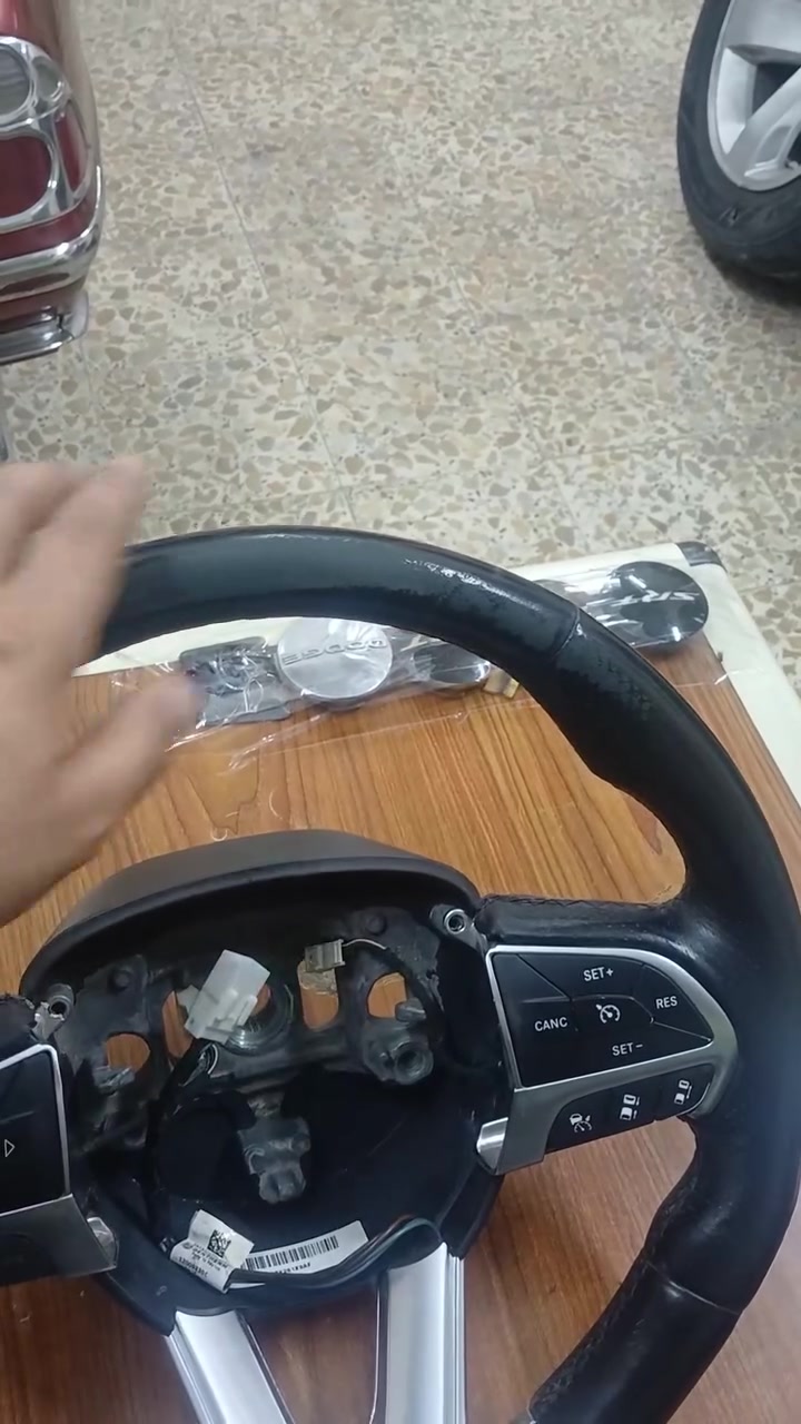 السلام عليكم دركه اس ارتي للبيع دبات سود موبار اصلي نضافه ١٠٠ /١٠٠ للبيع الشراي يتصل العنوان بغداد البلديات ***********
