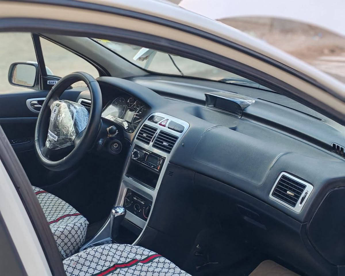 سلام عليكم بيجو 307موديل 2006سياره جاهزه من كلشي كير محرك تبريد تدفئه كهربائيات كله باقي على وضعه شركه بدون جتال ادامه كامله جام امامي جديد مبدله قايش ضمان 5سنوات دهن كير جديد مبدله سياره مايرادله دينار سنويه مشروع وطني حتى 2029رقم دولي شرط تحويل بيه بطاقه بانزين بيه فقط بونيت صبغ بدون ضربه البونيت كايم من هوى ضارب على سقفيه بيه 5سانتيم تعديل ما يبين وبيه مكانين شخط مامعدلين سياره بعده جديد مكان كركوك شراي خابر تدلل ما اجاوب على فيس بوك سعر64وبيه مجال رقم صاحبه *********** كركوك, العراق
