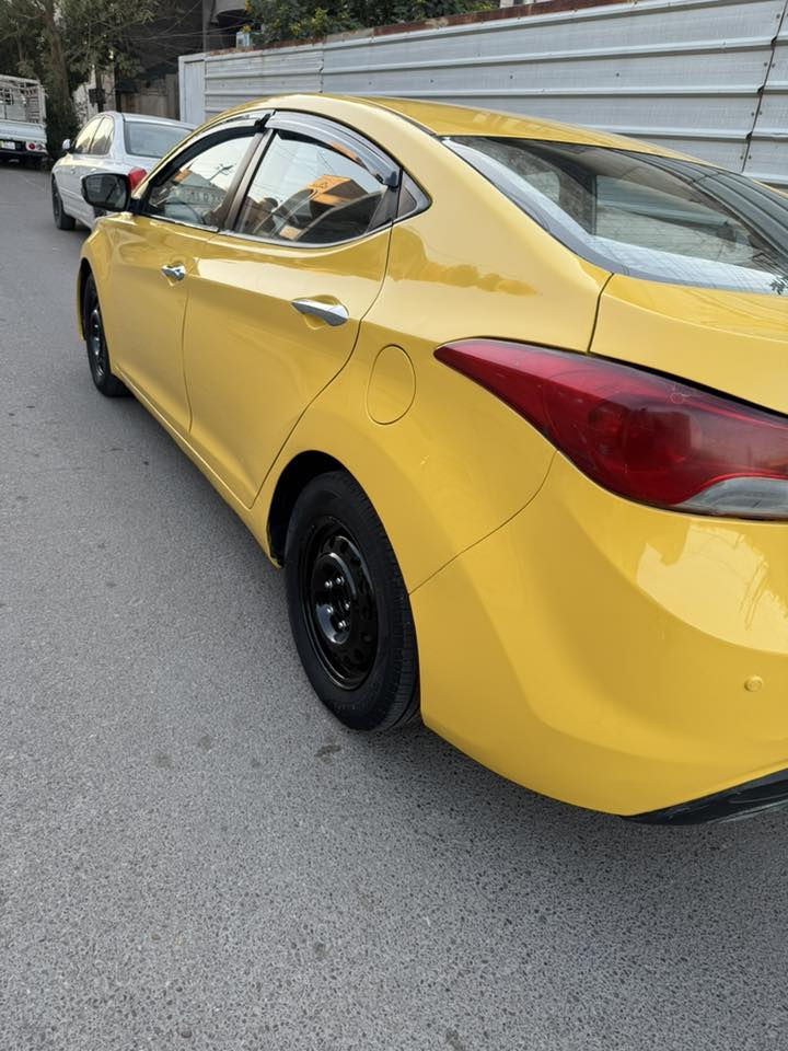 سلام عليكم النتراء موديل 2012 خليجي السيارة محرك 1800 دوش شرط مكينة مامفتوحة برغي بيهه كير محرك كلة مكفول تخم تاير صدر جديد تبريد ثلج فقط بيهه بل عراق حادث بل جاملغ خلفي وقبق الجنطة بدون تبديل بجم كبس فول مواصفات عدة البصمة مكاني بغداد حي النصر السعر 95 وبيهه مجال حك الجية الإتصال على الرقم ***********
