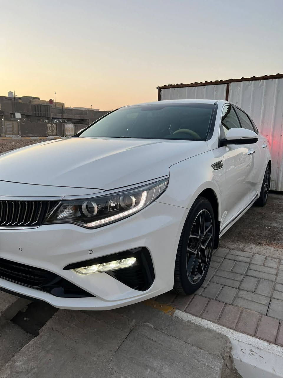 للبيع كيا اوبتما موديل 19 كفاله عامه رقم بغداد الجديد بسمي فول بصمه ماشيه 44 الف
السعر ٢١٠ بيهه مجال بسيط
الديوانيه قضاء الحمزه الشرقي
للاستفسار أكثر الاتصال ***********
